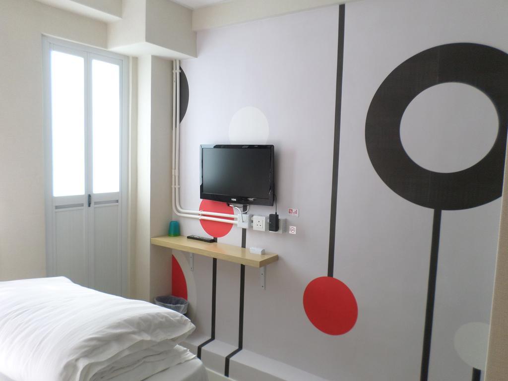 Sunrise Royal - Boutique Hostel كاولون المظهر الخارجي الصورة